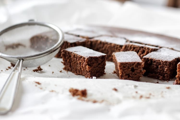 making cannabis chocolate cake