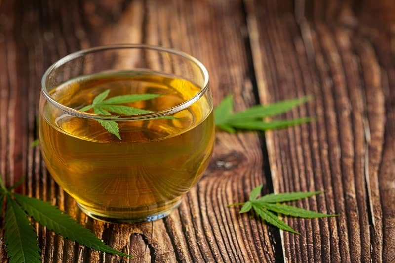 How to Make Cannabis Tea: Healthy Recipes for DIY Cannabis-Infused